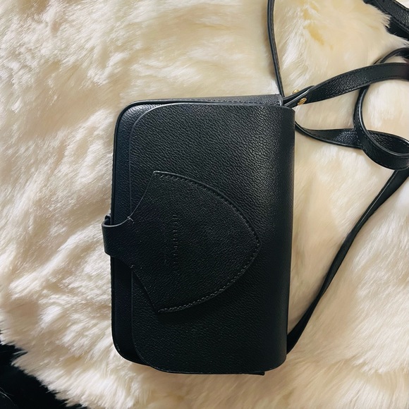 Burberry Hampshire Shoulder Bag Leather Small - Picture 4 of 16